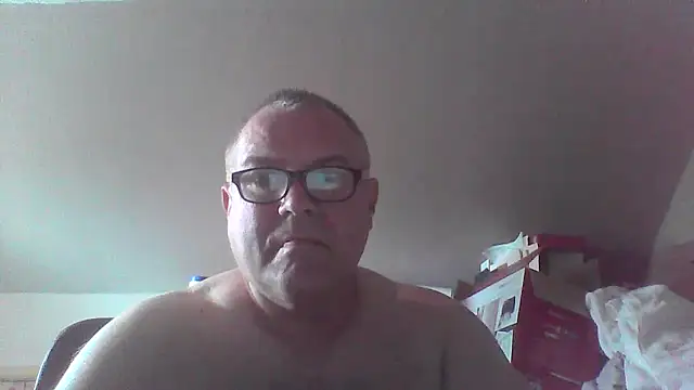 mkestr69 online show from June 13, 7:23 pm