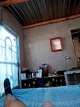 xxx dogg online show from October 4, 6:35 pm