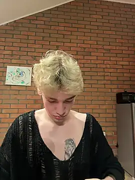 Julian wins online show from March 20, 8:29 pm