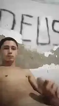 Snapshot of shuelldin chatting on March 12, 4:08 am shuelldin online show from March 12, 4:08 am