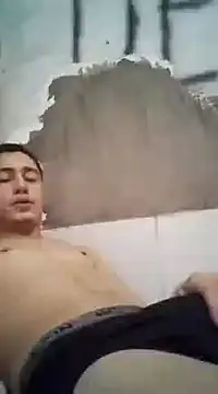 Snapshot of shuelldin chatting on March 20, 10:54 am shuelldin online show from March 20, 10:54 am