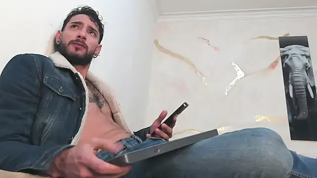 bakersboyssexys online show from November 21, 11:59 pm