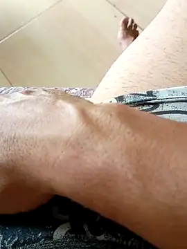 Snapshot of garoto-pirocudo chatting on March 8, 4:48 pm garoto-pirocudo online show from March 8, 4:48 pm