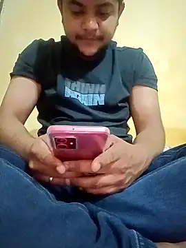 ThrillerBoydsak online show from February 19, 9:28 am