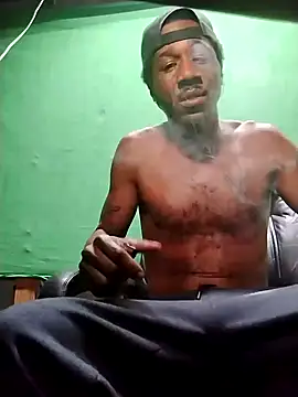 BrownSkinGuy420 online show from February 9, 3:11 am