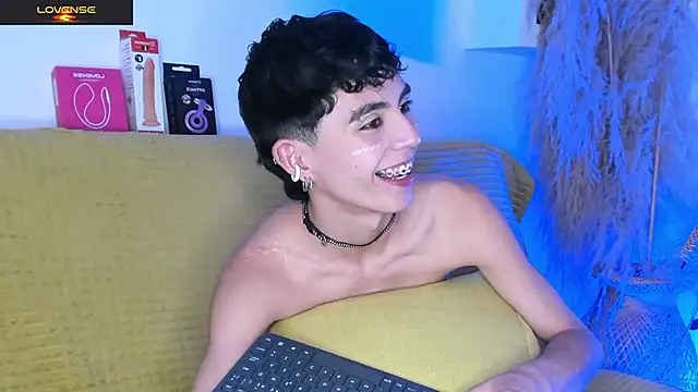 Snapshot of MaikyCooper chatting on September 27, 9:12 pm MaikyCooper online show from September 27, 9:12 pm