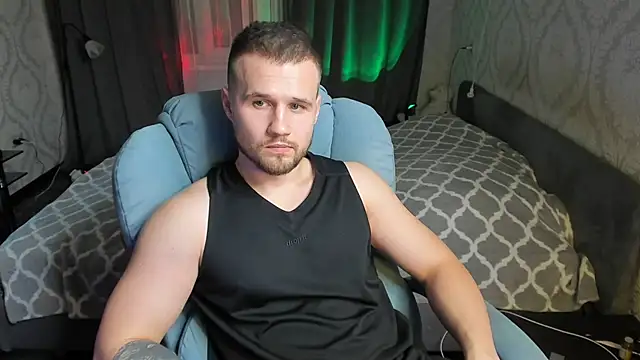 Vladik b online show from March 2, 8:14 pm