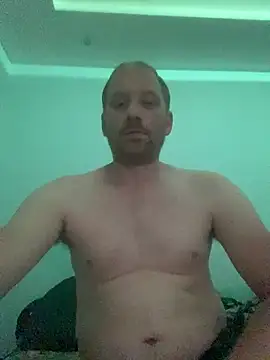 Krzysiekg123 online show from September 10, 10:30 pm