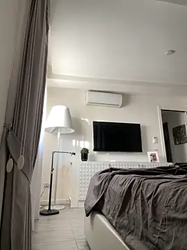 Snapshot of morfeoX chatting on October 8, 5:56 am morfeoX online show from October 8, 5:56 am