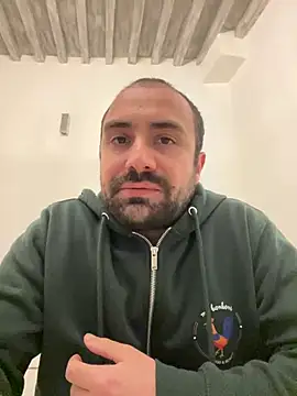 Snapshot of morfeoX chatting on February 20, 8:25 pm morfeoX online show from February 20, 8:25 pm