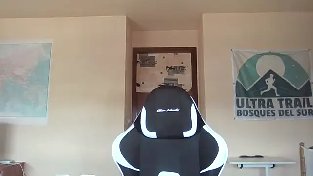 llopaco online show from February 15, 11:40 am