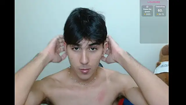 neithanzynxx online show from October 4, 8:24 pm