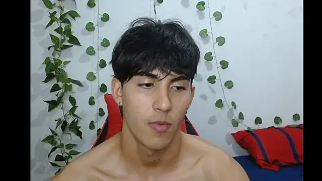 neithanzynxx online show from March 5, 7:39 pm