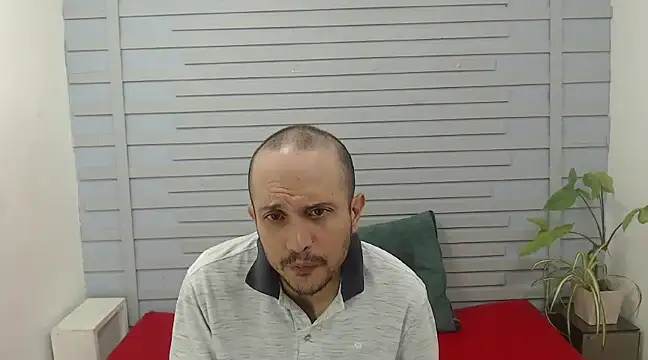 Snapshot of JhonTorres018 chatting on February 24, 7:30 pm JhonTorres018 online show from February 24, 7:30 pm