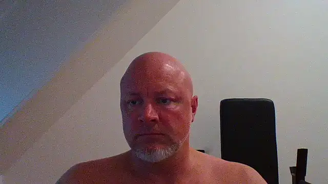 Lucifer29cm online show from December 4, 9:16 am