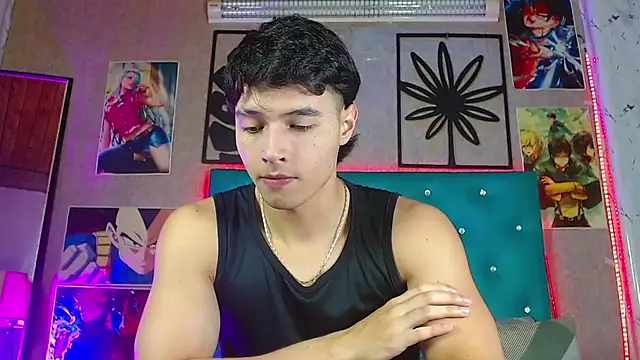 LiamAndrewzz online show from March 18, 4:15 am