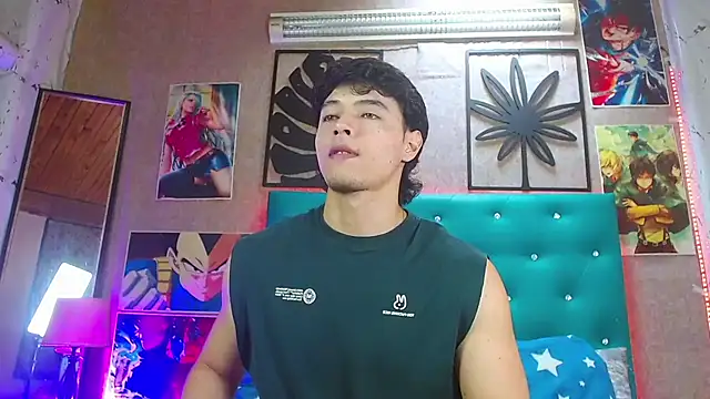 LiamAndrewzz online show from November 6, 7:06 pm