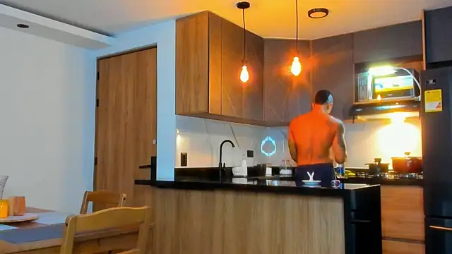 fitnolan online show from December 20, 12:29 am