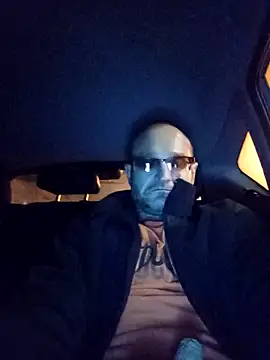 Luci1982Brazzers online show from October 18, 10:15 pm