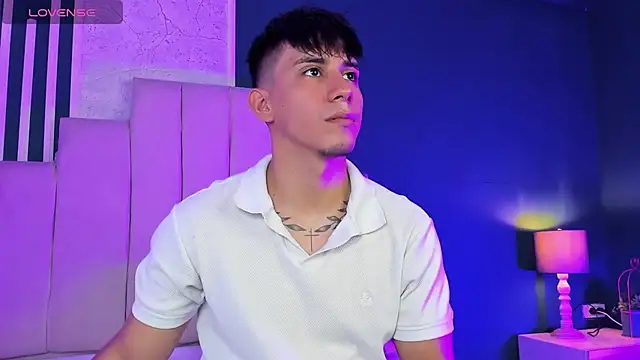 Allex Cano online show from November 23, 6:19 pm