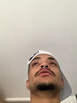 eross chipre  online show from September 26, 8:50 pm