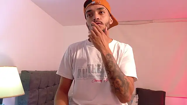 eross chipre  online show from February 15, 3:24 am