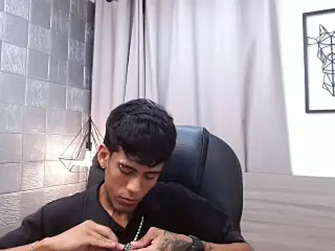 RyanKing19 online show from February 28, 4:32 am