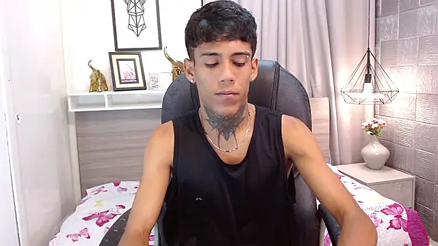 RyanKing19 online show from October 21, 4:15 am