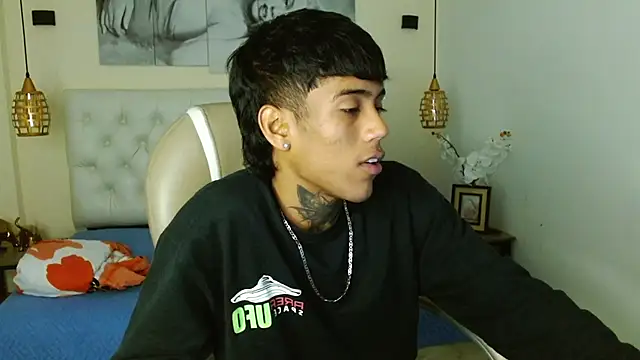 RyanKing19 online show from February 25, 1:50 pm