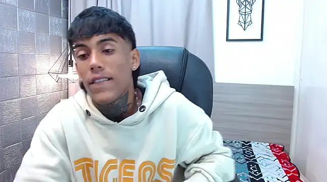 RyanKing19 online show from March 5, 3:30 am