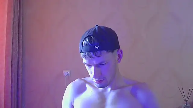 frama666 online show from October 31, 7:45 am