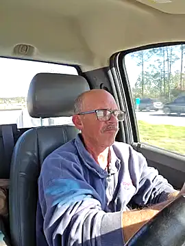 chris8827 online show from March 5, 8:44 pm