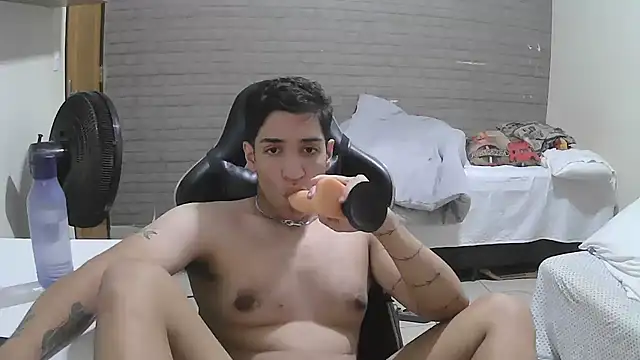 Snapshot of brancooodonto chatting on October 8, 3:11 am brancooodonto online show from October 8, 3:11 am