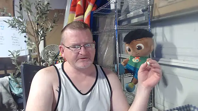 Randomoldguy615 online show from March 19, 12:48 am