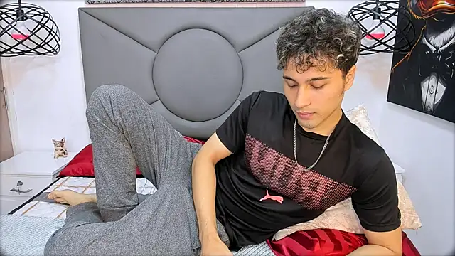 buddy whitte online show from December 18, 12:45 pm