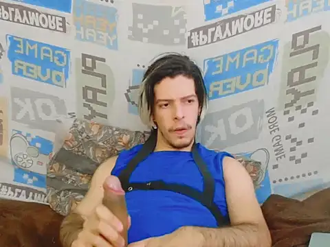 blondetwink online show from April 16, 5:13 pm