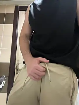 hardsikicix online show from March 17, 10:40 pm