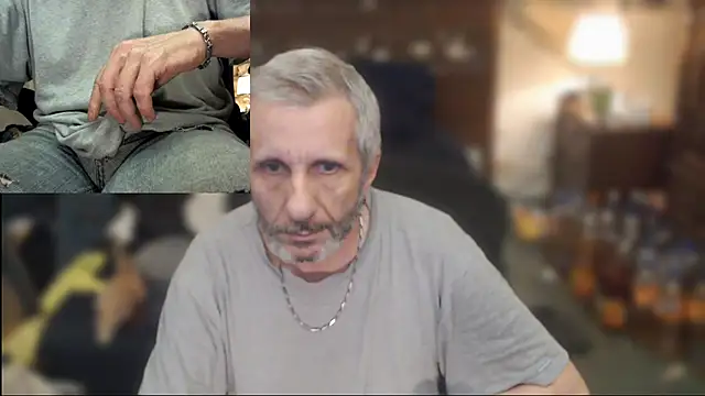 maxdaddy690 online show from June 22, 9:52 pm