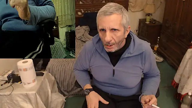 maxdaddy690 online show from November 29, 10:56 pm