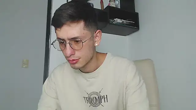 Andy collins   online show from January 17, 1:30 am