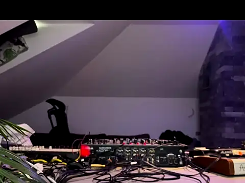 gryzoon online show from July 2, 4:18 am