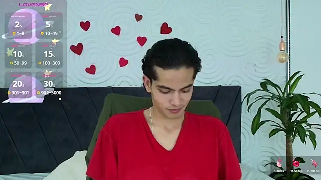 Maximoherrera 16 online show from April 24, 1:13 pm