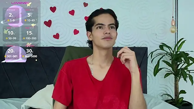 Maximoherrera 16 online show from May 8, 1:44 pm
