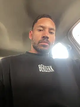 morenopontes online show from March 6, 7:11 pm