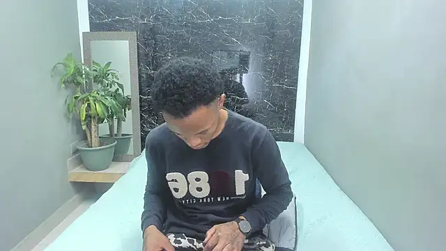 Kalvin Bronw96 online show from March 7, 7:27 pm