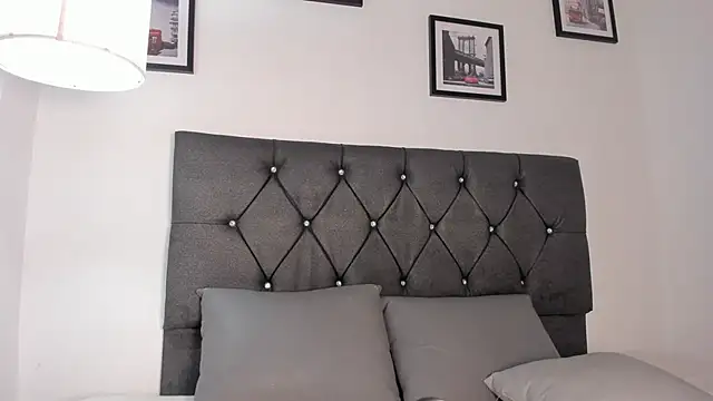 noah johes online show from February 24, 3:40 am