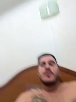 spidersA online show from February 15, 9:29 am