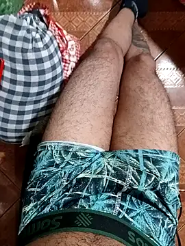 Snapshot of Poptrezegostoso chatting on October 21, 11:29 pm Poptrezegostoso online show from October 21, 11:29 pm