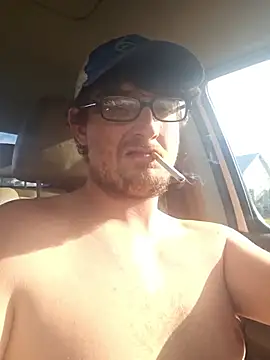 dylanroberts1995 online show from March 3, 2:21 pm