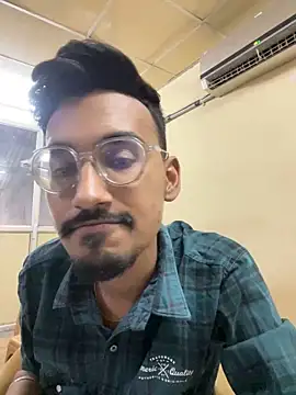 hypersexdriveboi online show from March 11, 7:58 am